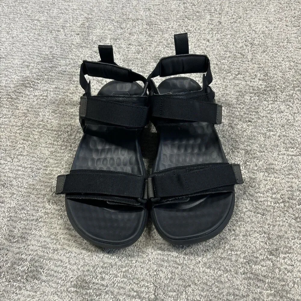 Hey Dude Carson Sandals Mens 7 EU40 Black Summer Strappy Outdoor Walking Comfort